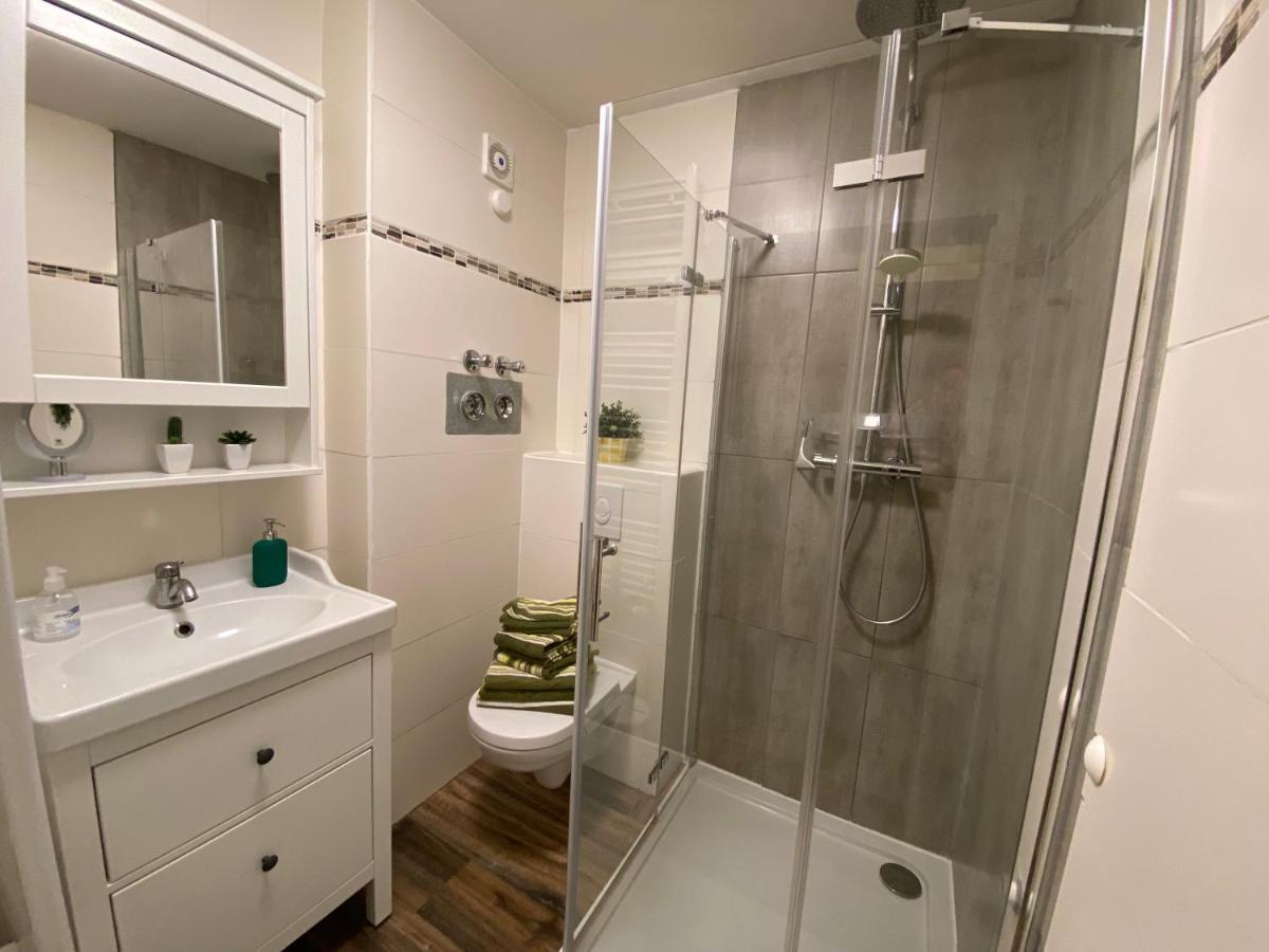 Ferienwohnung Schlossberg Wohnung 2 إيزيناخ المظهر الخارجي الصورة